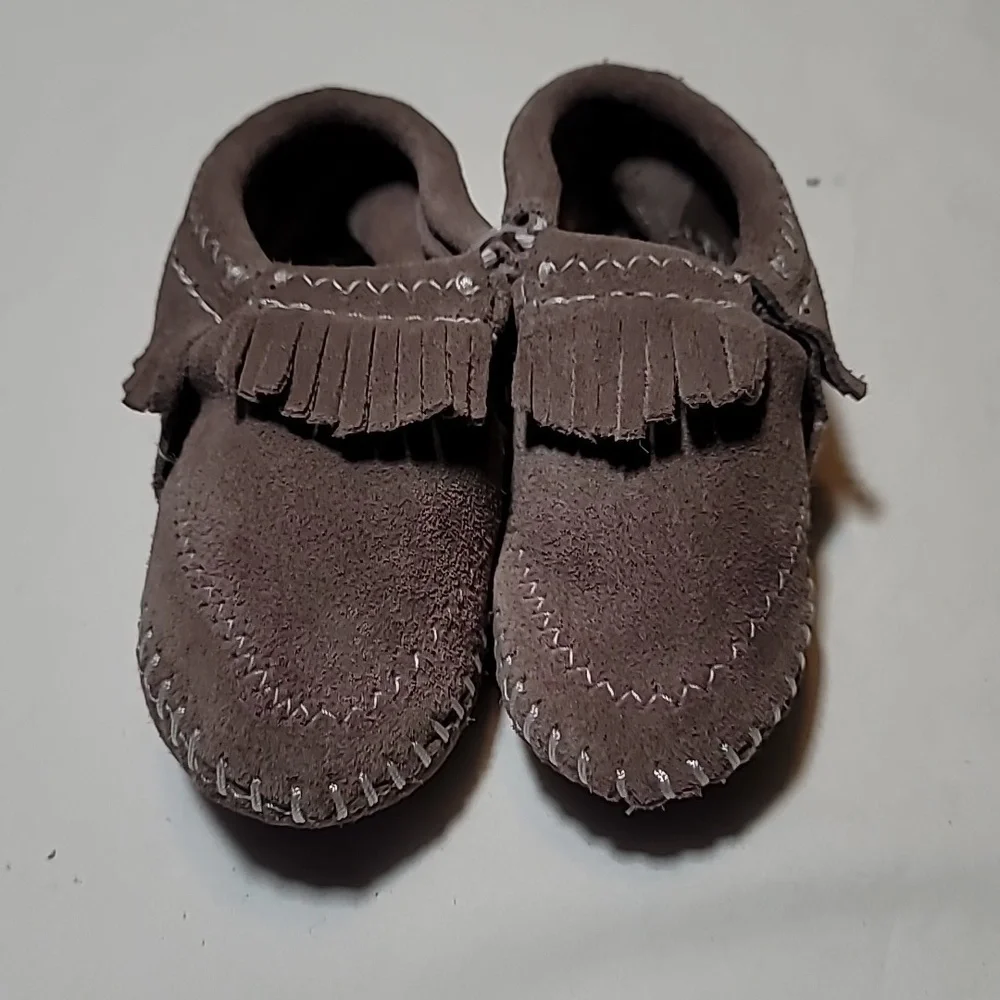 Minneconta Brown Moccasins with Fringe and Soft Sole